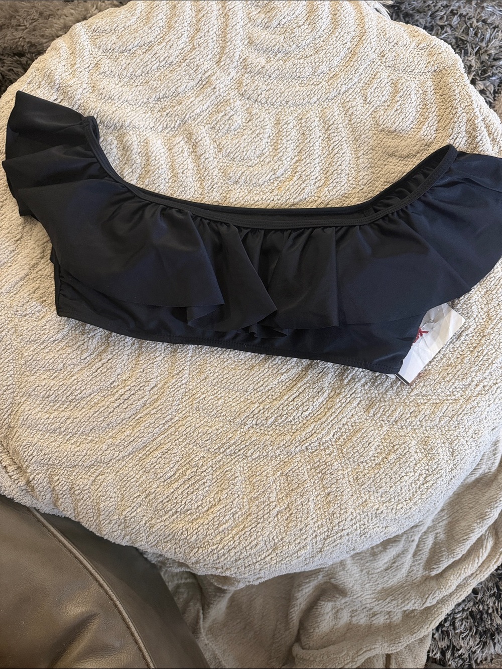 Black One-Shoulder Ruffle Bikini Top